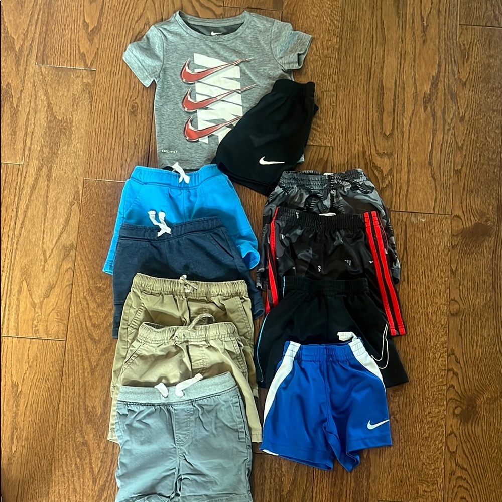 Assorted lot of kids 2T boys shorts